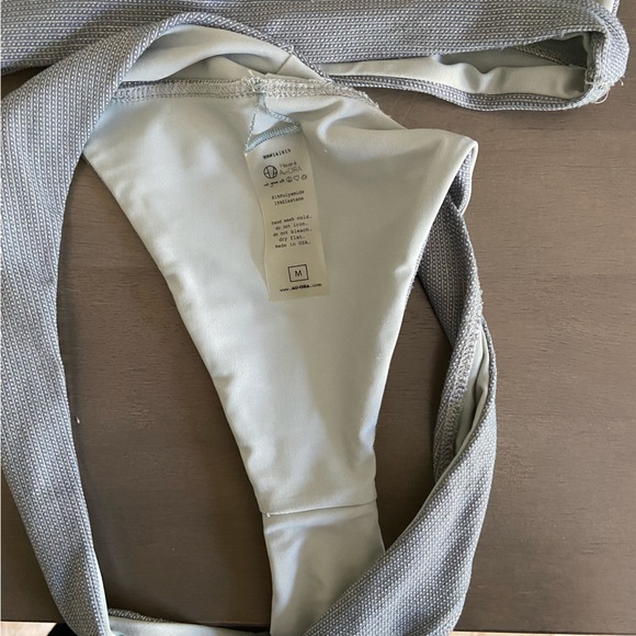 Bikini set - Picture 2 of 4